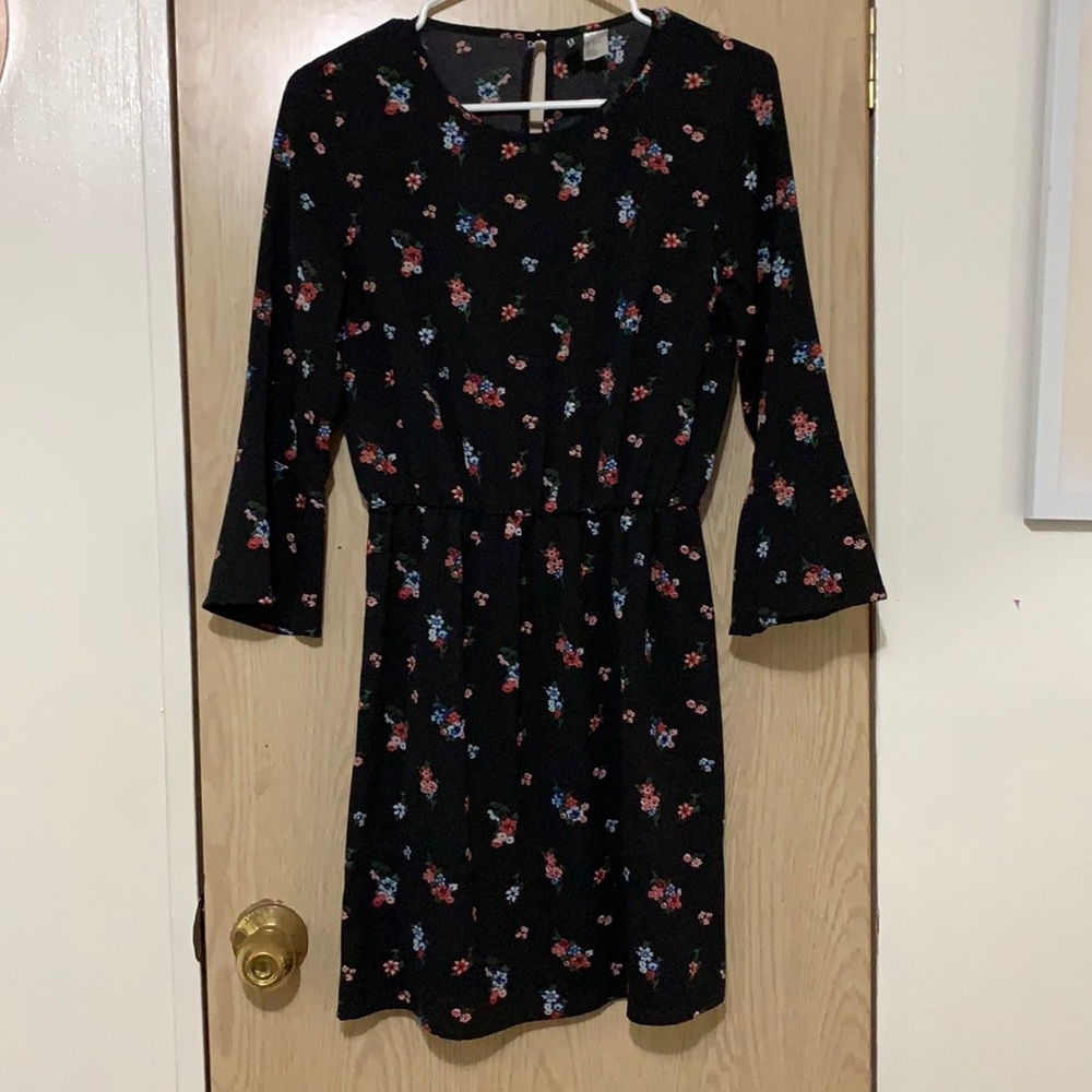 H&M DIVIDED Black Floral Dress